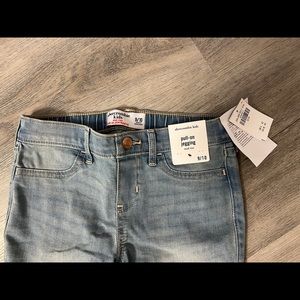 Abercrombie kids pull-on jeggings